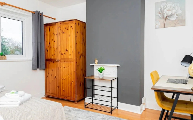 Free Parking 1 Bedroom Flat Sleeps 4 Abingdon