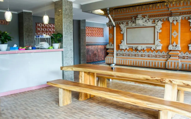 Dana Homestay
