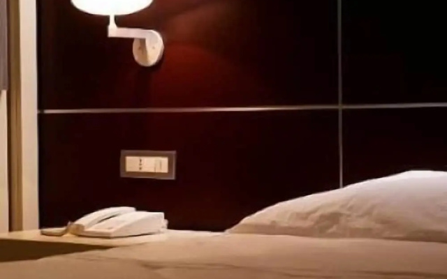 Home Club Suite Hotel