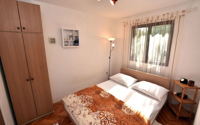 Apartment Elena