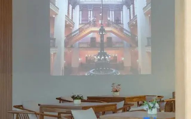 Xingnan Homestay (Jiezi Ancient Town)