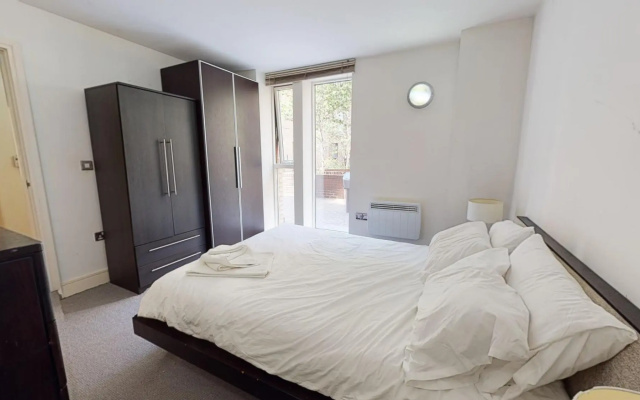 Comfy One Bedroom Apartment in Heart of Waterloo