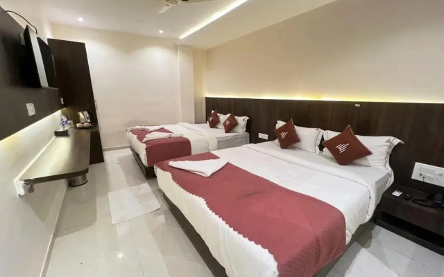 CR Residency By Glitz Hotels