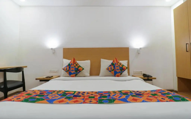 FabHotel Pantao Stays