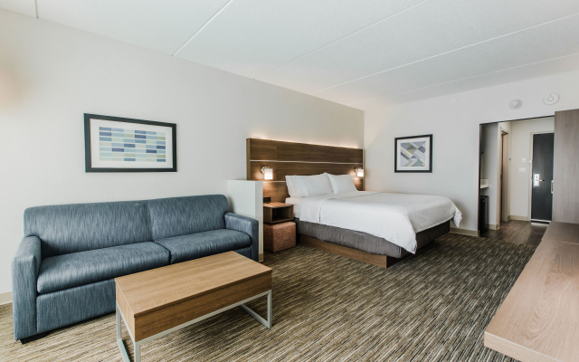 Holiday Inn Express & Suites Welland by IHG