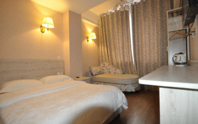 Chengdu Peach Garden hotel