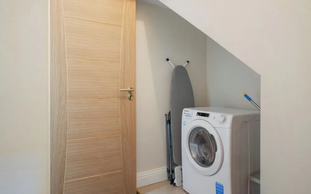 Avari Apartments - Notting Hill