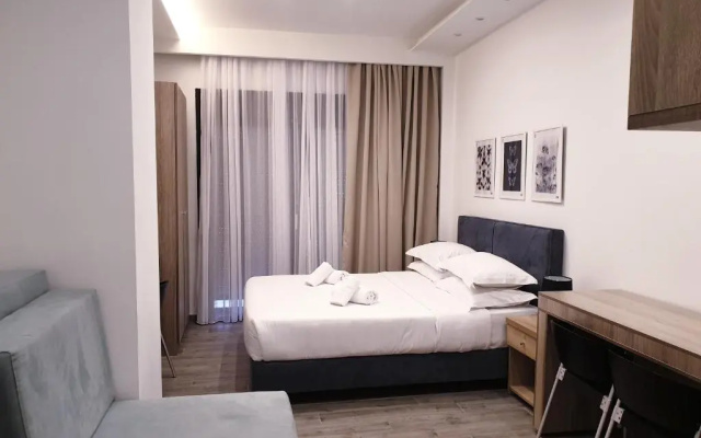 Eantos Studios and Suites