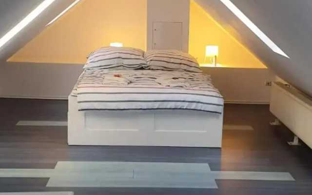 Ferienwohnung Leo Duisburg - Nähe Bahnhof