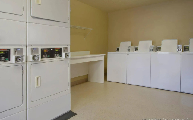 Extended Stay America Suites Dayton Fairborn