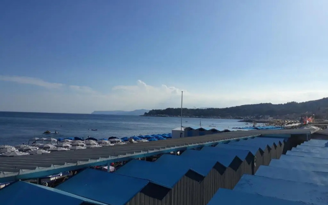 Caterina51 (Adults Only)