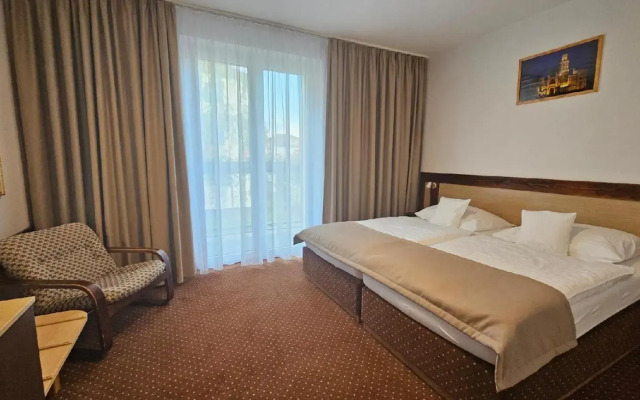 Hotel Adler