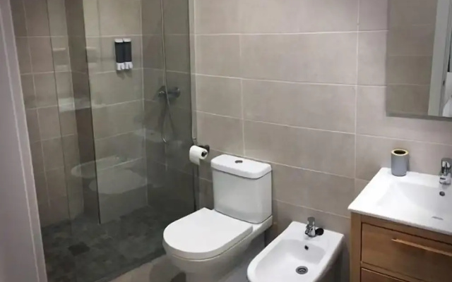 Beautiful and modern apartment close to Alameda de Hércules