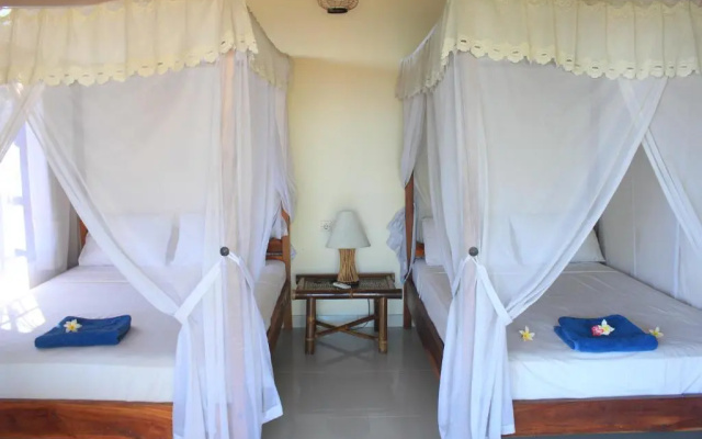 Bamboo Bali Hill Bungalows