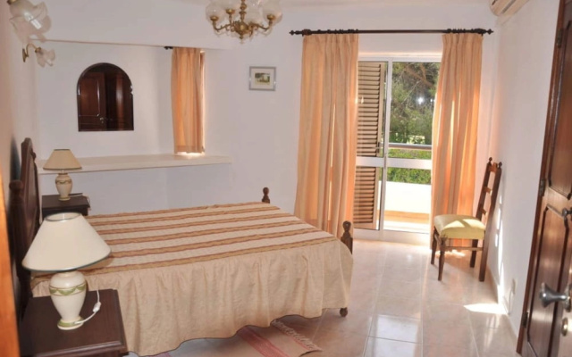 Portuguese Rustic Style Villa With Private Pool
