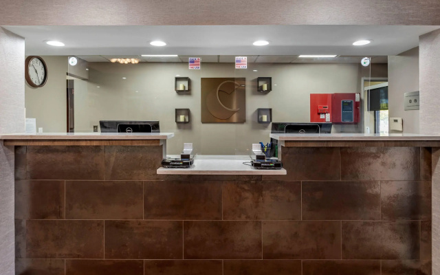 Comfort Inn Near Greenfield Village