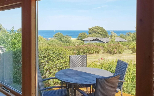 Rustic Holiday Home in Augustenborg near Sea