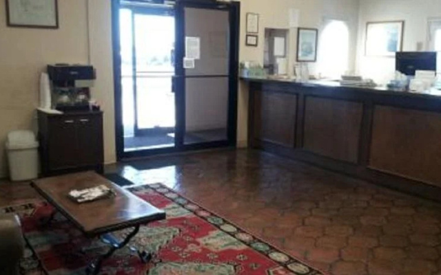 spanish trails inn