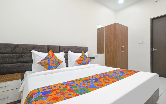 Fabhotel Ramya