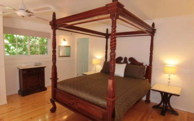 Maz's Tamborine Mountain Accommodation
