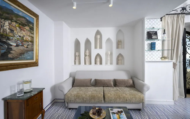 Estate4home - Casetta Arienzo