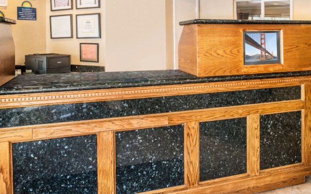 Symphony Inn