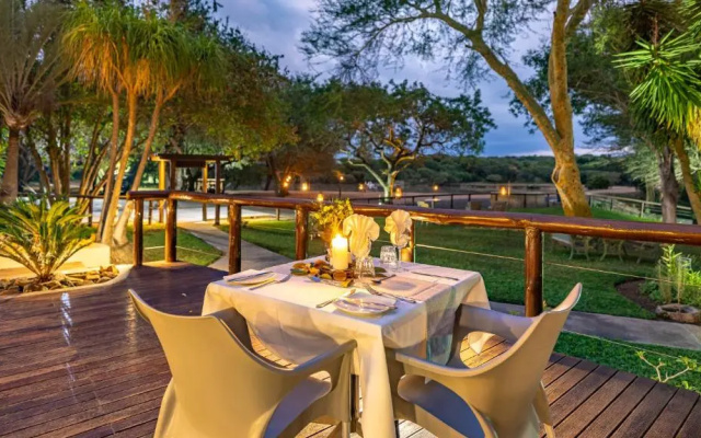 Phelwana Game Lodge