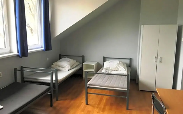 Hostel pod Topolami