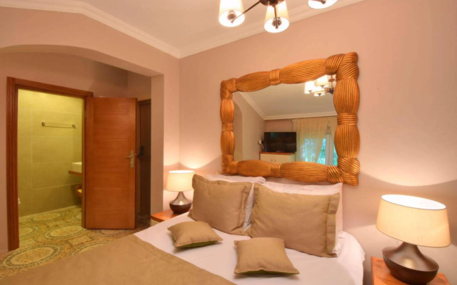 Sweet Home Hotel