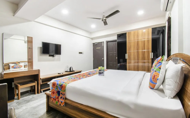 FabHotel Frazer Suites