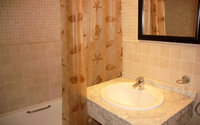 Apartamentos Alcalá Blau - Canaret 3000