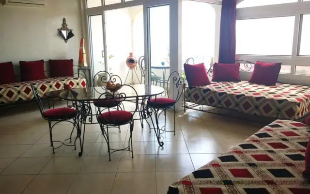 Luxury and Charm Apartment