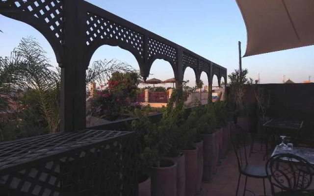 Riad Bazaar Café