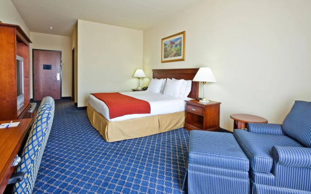 Holiday Inn Express Hotel & Suites Paragould by IHG