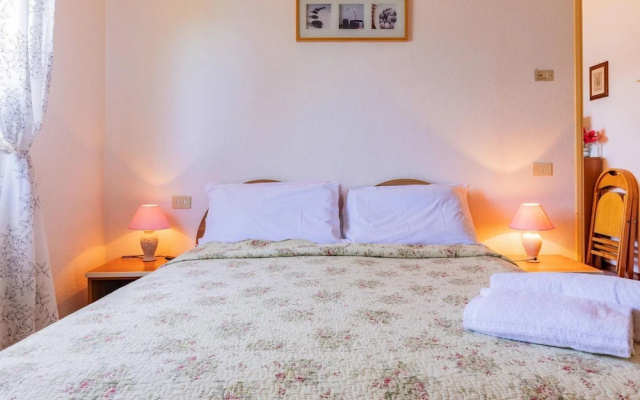 Residence Casa & Vela With Private Beach, Oggebbio
