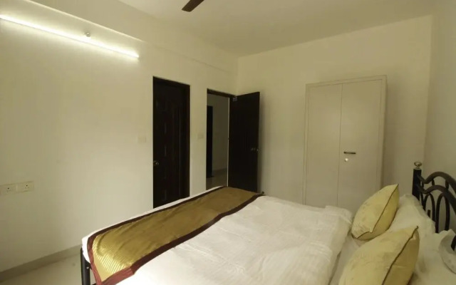 OYO Home 11012 Peaceful 1BHK Nerul