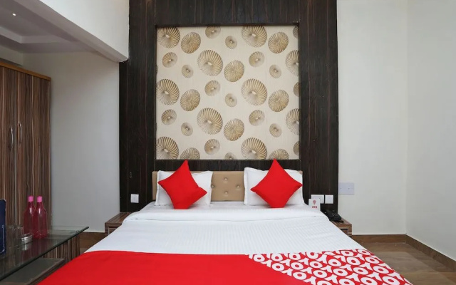 Oyo 19144 Hotel Rainbow