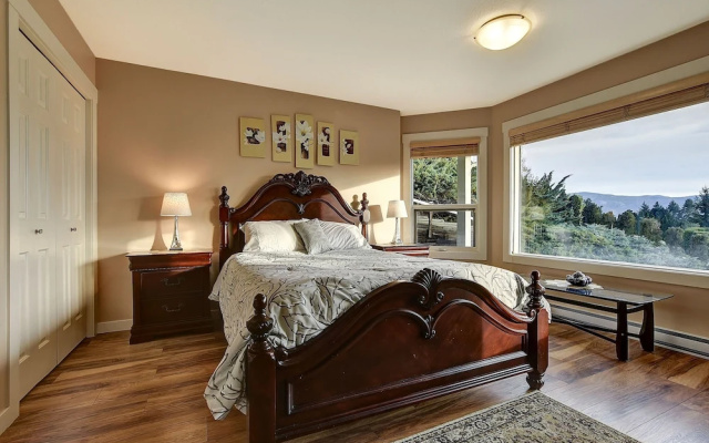 Beautiful Rodee Homestay -west Kelowna