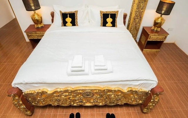E-outfitting Royal KK Bagan Hotel