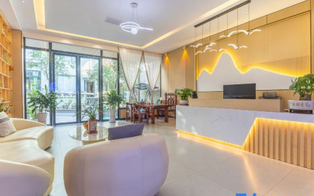 Xiangwang Boutique Stay (Libo Xiaoqikong Scenic Area East Gate Ticket Office)
