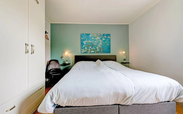 Elegant Chalet in Anjum near Lauwersmeer Lake