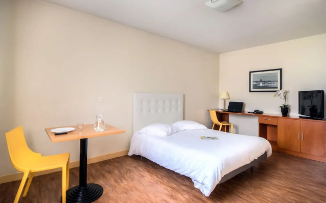 Comfort Aparthotel Saint-Nazaire Les Portes De L O