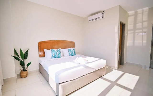Kingston Hotel 12   Jalan Raja Laut, Kl
