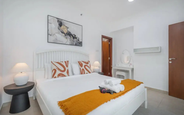 Spacious Serene 2 Bedroom in JLT for 4