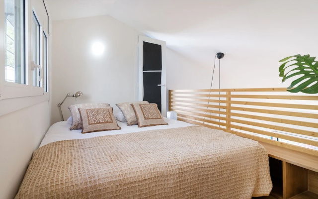 Stylish Sa Riera Apartment, 5 mins walk to Beach