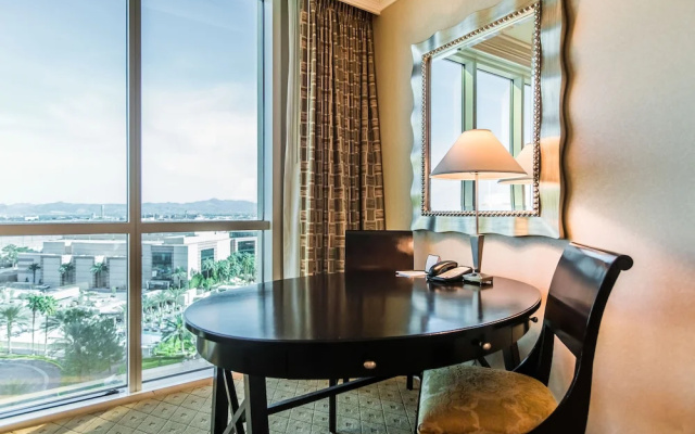 Signature Condos