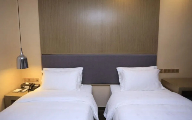 Shenzhen Yayuan Port Hotel