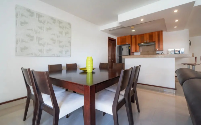 Wayak 301 - Center of Playa del Carmen