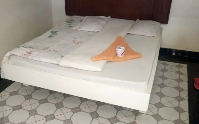 Esidai Hotel