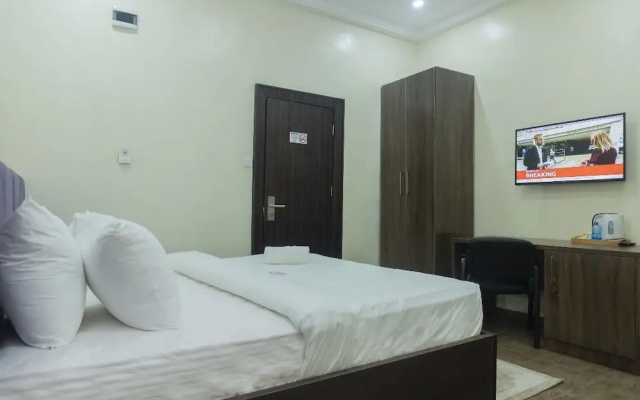 Bethel Hotel and Suites